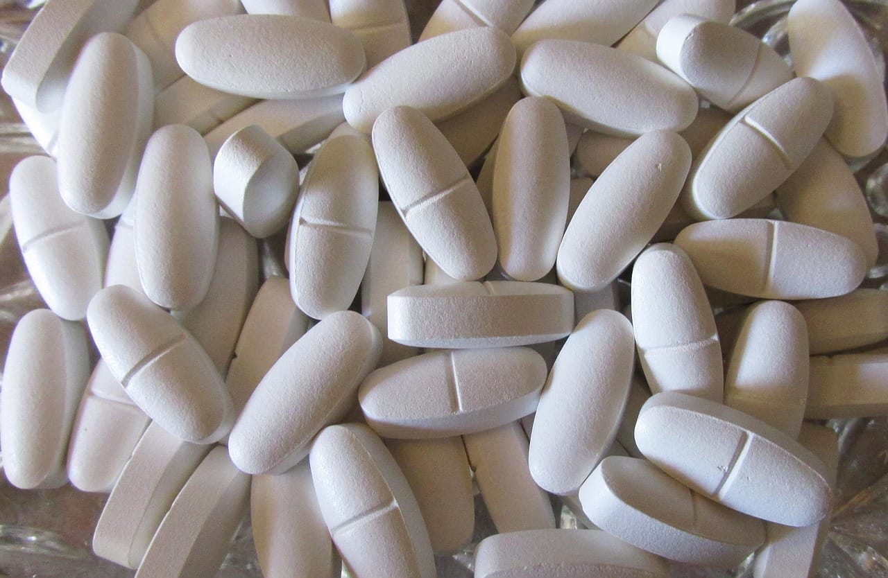 Kalzium- und Vitamin-D-Präparate schützen nicht vor Knochenbrüchen – große Übersichtsstudie